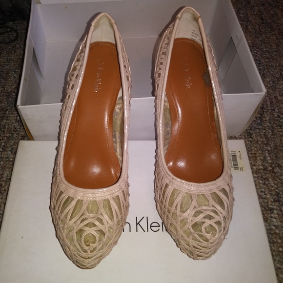 Calvin Klein Sz 8 Platform Shoes Worn 2x - Picture 2 of 5